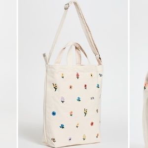 NWT!! BAGGU Duck Bag Embroidered Ditsy Floral